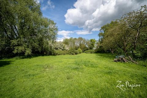 5 bedroom detached bungalow for sale, Norton Heath