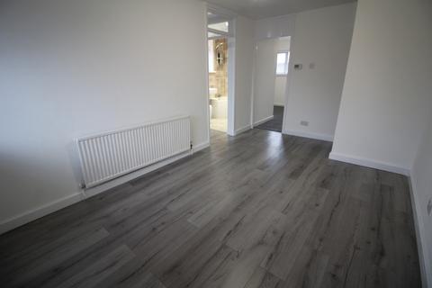 1 bedroom flat to rent, Andover Avenue, Middleton, M24