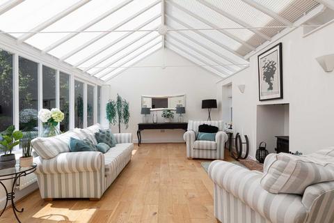 6 bedroom detached house for sale, Moor House, Main Road, Ryton, Northumberland