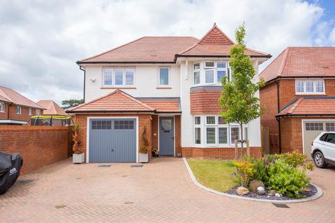 3 bedroom detached house for sale, Lovell Close, Herne Bay, CT6