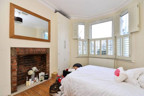 2 bedroom flat to rent, Bronsart Road, Fulham, London, SW6