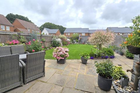 8 Pelton Close, Bexhill-on-sea, TN39 4GG