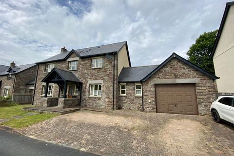 74 Camden Road, Brecon, LD3 7RT