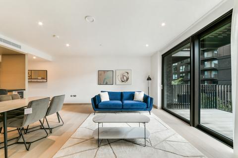 2 bedroom apartment for sale, Embassy Gardens London SW11