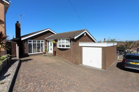 3 bedroom bungalow for sale, The Knowle, North Shore FY2