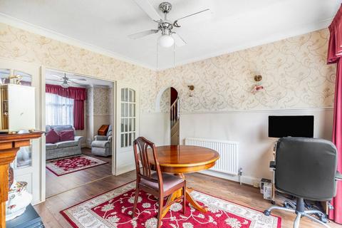 89 Parkland Grove, Ashford, TW15 2JF