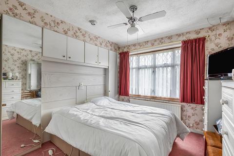 89 Parkland Grove, Ashford, TW15 2JF