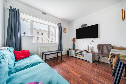 2 bedroom flat for sale, Kirkdale, London, SE26