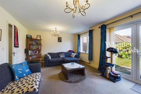 3 bedroom semi-detached house for sale, Windsor Court, Diss
