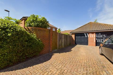 3 bedroom semi-detached house for sale, Windsor Court, Diss