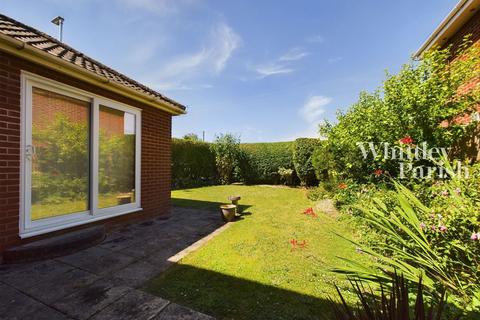 4 bedroom detached house for sale, Millway Avenue, Roydon