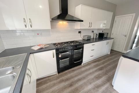 1 bedroom in a house share to rent, Kensington Road, L7 8XB,