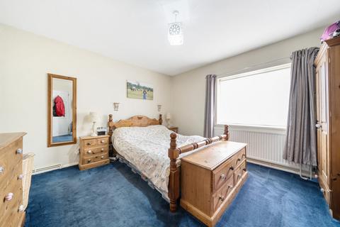 106 Ash Grove, Harefield, Uxbridge, UB9 6EZ