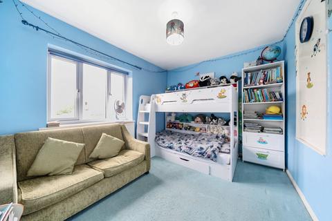 106 Ash Grove, Harefield, Uxbridge, UB9 6EZ