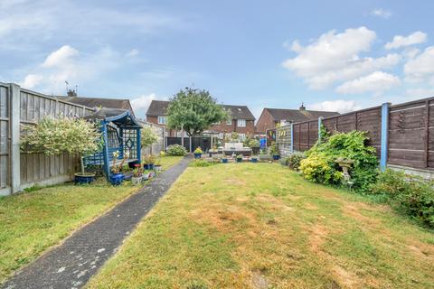 106 Ash Grove, Harefield, Uxbridge, UB9 6EZ