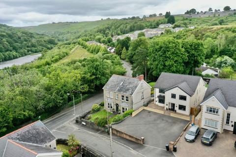 5 bedroom detached house for sale, Cherry Tree Way, Trelewis, CF46