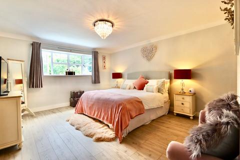Holly House Cherry Tree Way, Trelewis, Treharris, CF46 6AT