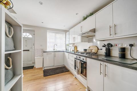 2 bedroom end of terrace house for sale, Cramptons Road, Kent TN14