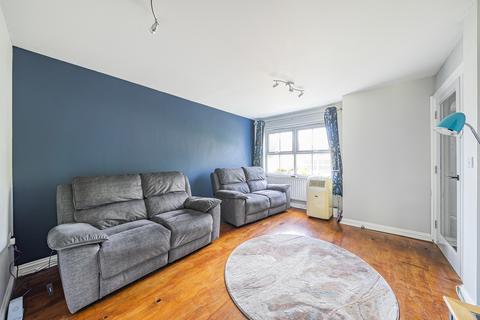 3 bedroom terraced house for sale, Mead Place, Horley RH6