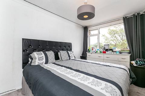 3 bedroom semi-detached house for sale, Overstone Gardens, CROYDON, Surrey, CR0