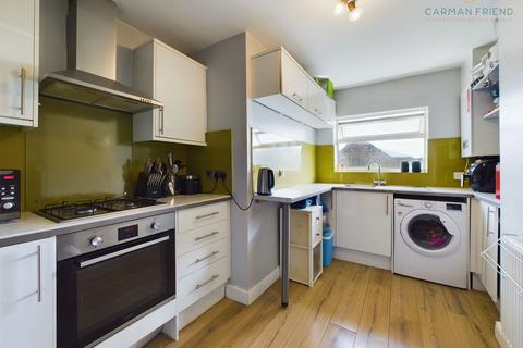 2 bedroom apartment for sale, Kent Road, Newton, CH2