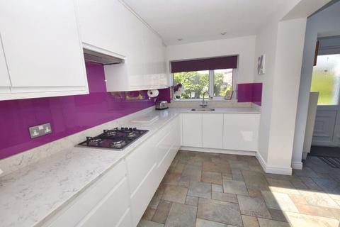 3 bedroom semi-detached house for sale, Walsh Lane, Leeds, West Yorkshire