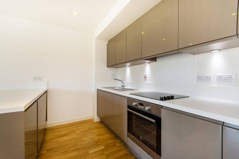 1 bedroom flat for sale, Rutherford House, Battersea Park, London, SW11