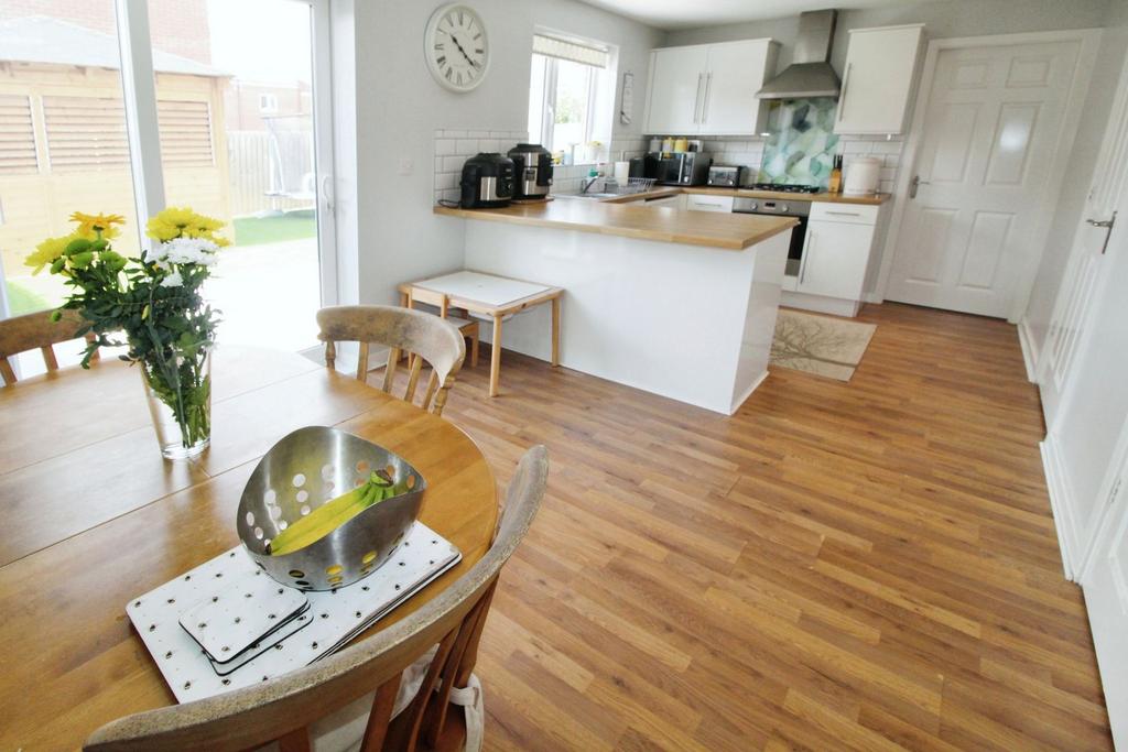 Kitchen / Diner