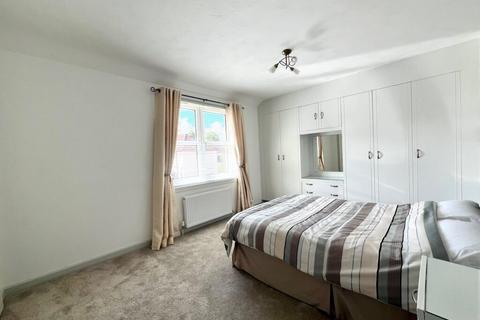2 bedroom end of terrace house to rent, 82 Firs Crescent, Bannockburn, FK7 0AG
