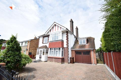 4 bedroom detached house for sale, Albert Gardens, Clacton-on-Sea