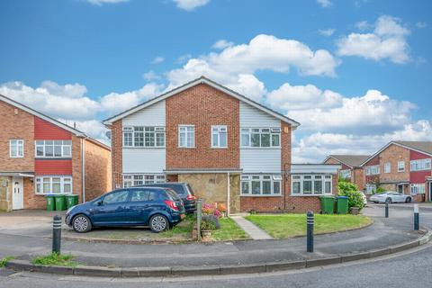 3 bedroom house for sale, Clare Way, Bexleyheath, DA7