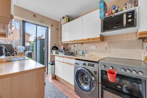 5 Clare Way, Bexleyheath, DA7 5JU