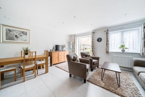 4 bedroom end of terrace house for sale, Hunters Place, Hindhead, GU26