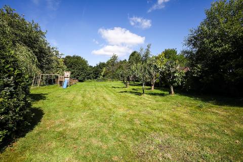 4 bedroom detached house for sale, Buckhurst Road, Westerham, Kent, TN16