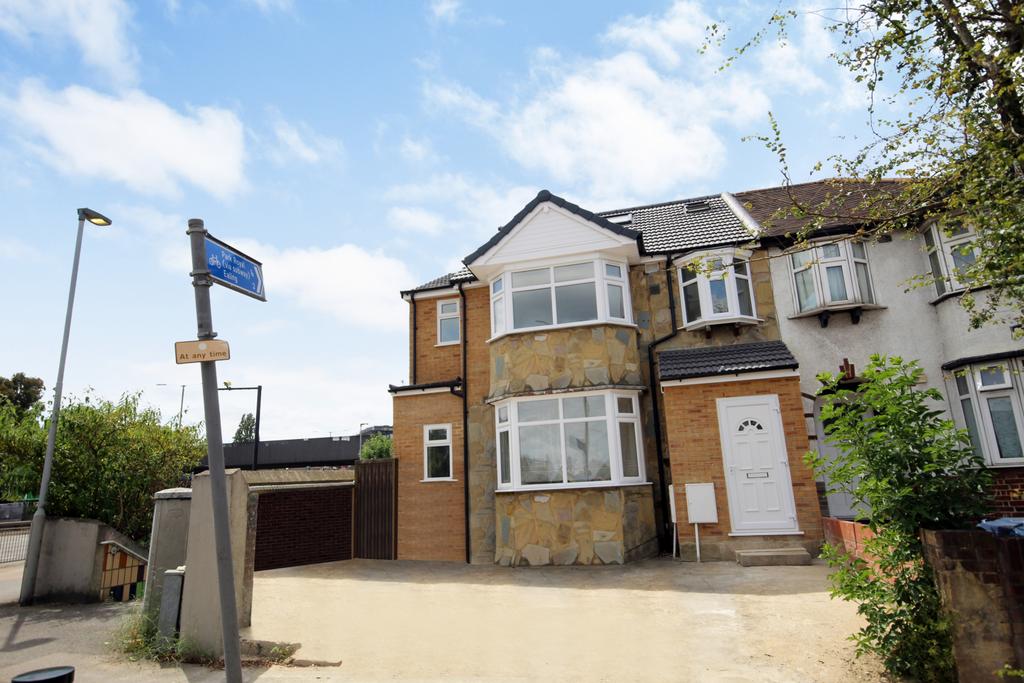 Park Avenue, Park Royal, Middlesex, NW10