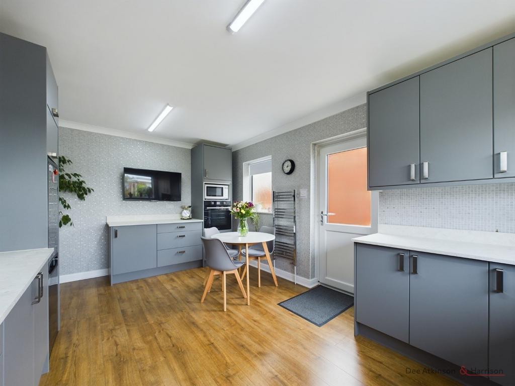 Open Plan Kitchen/Dining Room