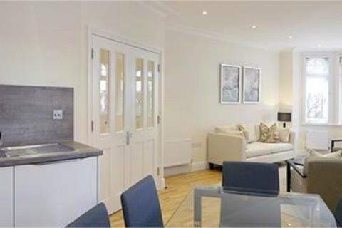 3 bedroom apartment to rent, Hamlet Gardens, London, W6