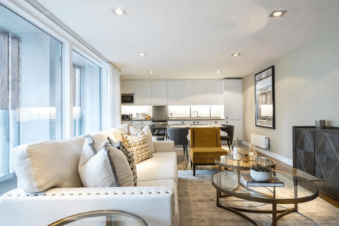 2 bedroom flat to rent, Fulham Road, South Kensington, London, SW3