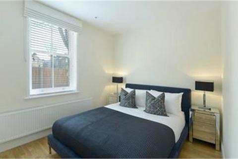 3 bedroom apartment to rent, Hamlet Gardens, London, W6