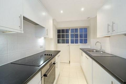 2 bedroom flat to rent, Fulham Road, South Kensington, London, SW3