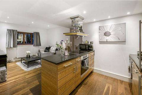 1 bedroom apartment to rent, Lancelot Place, Knightsbridge, London, SW7