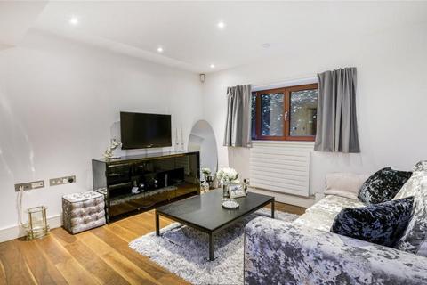 1 bedroom apartment to rent, Lancelot Place, Knightsbridge, London, SW7