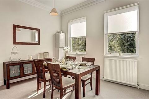 2 bedroom flat to rent, Lexham Gardens, London, W8