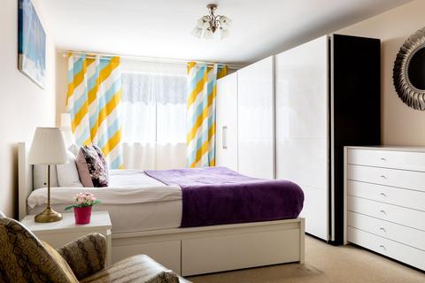 2 bedroom apartment for sale, Montaigne Close, London, SW1P