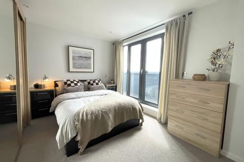 2 bedroom apartment to rent, Kings Road, Swansea, SA1