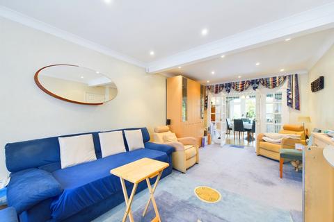 82 Wetheral Drive, Stanmore, HA7 2HL