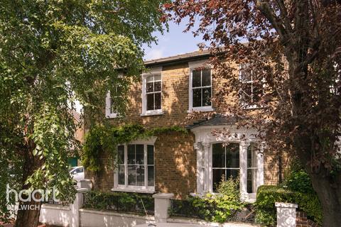3 bedroom end of terrace house for sale, Edric Road, London