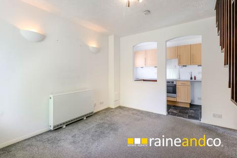 1 bedroom cluster house for sale, Hanover Walk, Hatfield