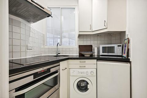 1 bedroom ground floor flat to rent, Jubilee Place, Chelsea SW3