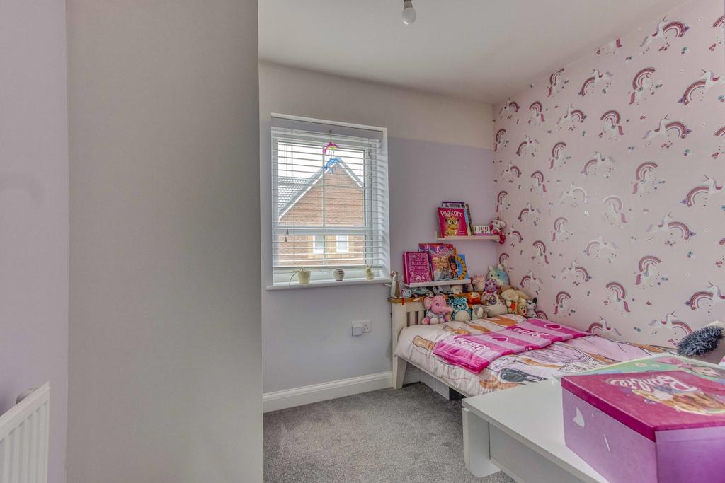 Broad Close (2)